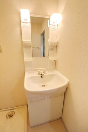 フローラル霧が丘の物件内観写真